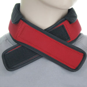 FlexiFreeze Cooling Collar, red, on mannequin, close up